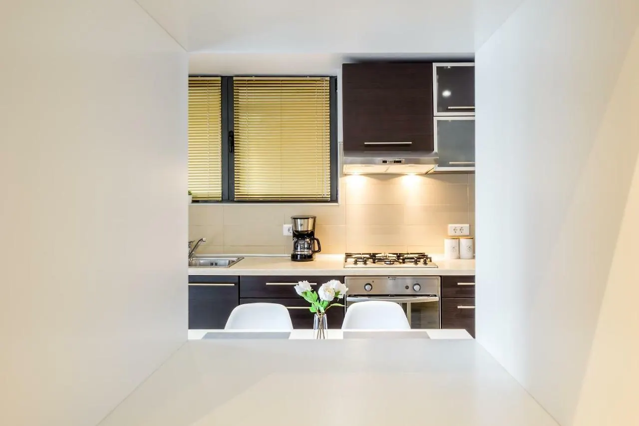 Luxury-Central Apartment-Victoriei Square-Subway Bucharest 0*,