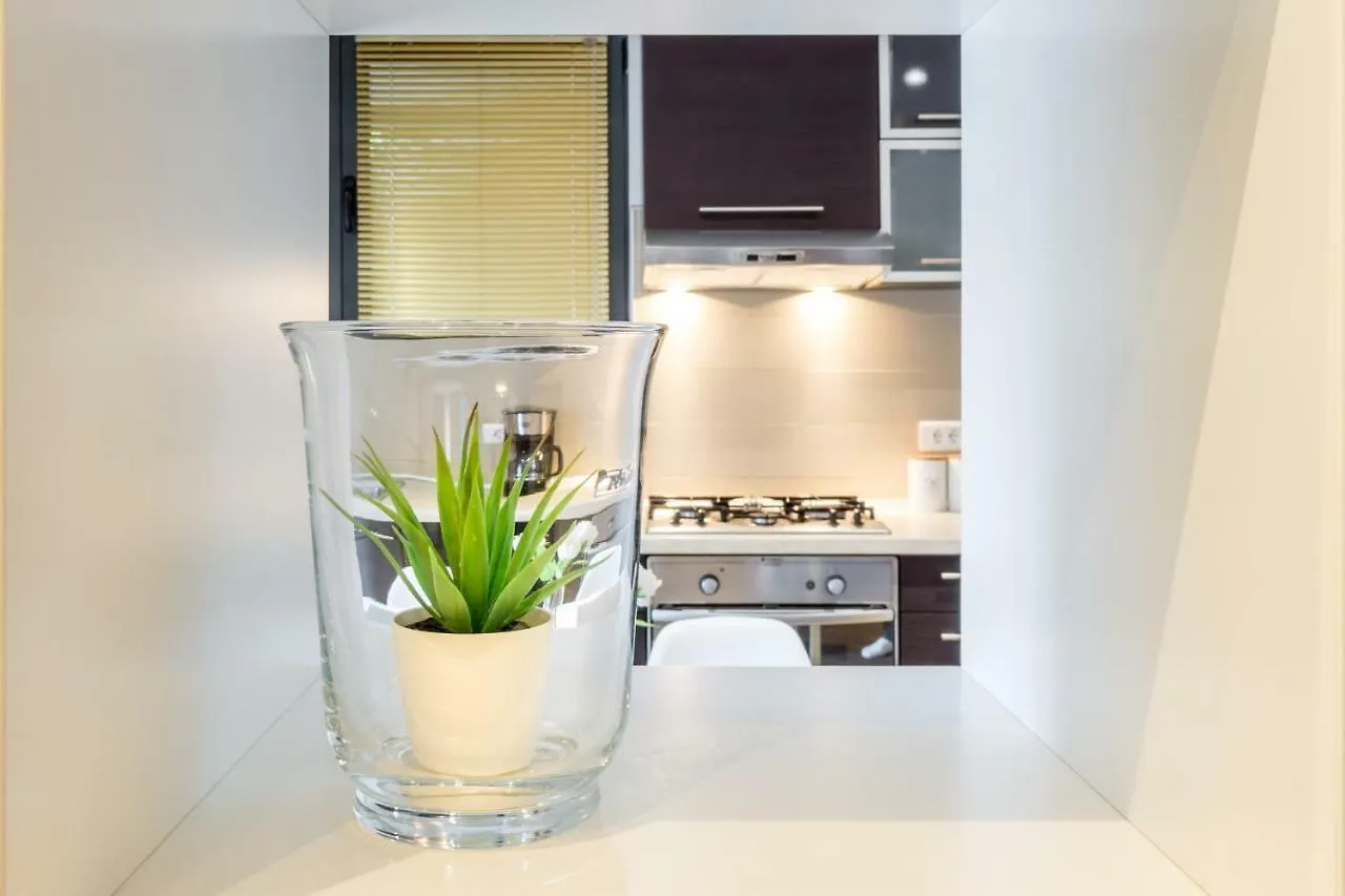 Luxury-Central Apartment-Victoriei Square-Subway Bucharest Apartment