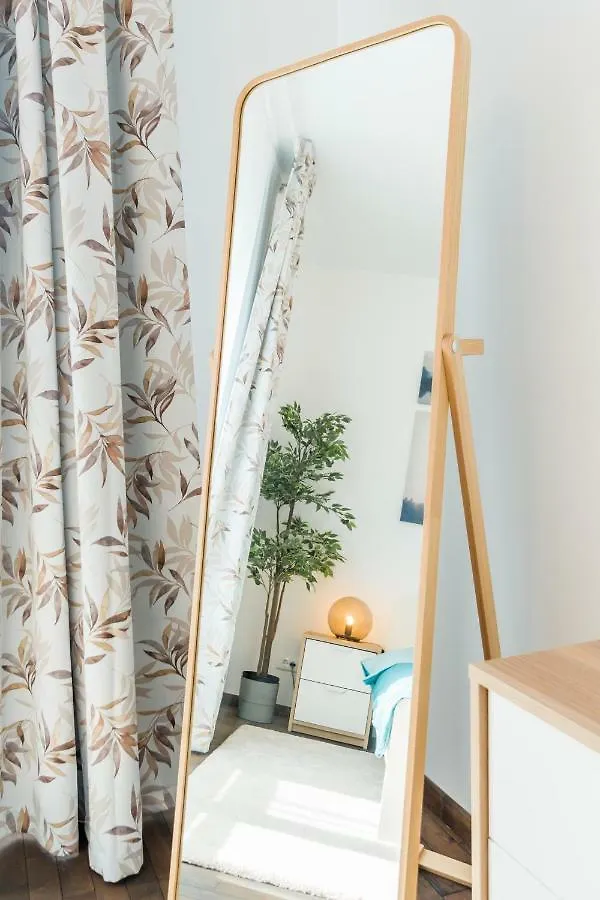 Apartment Luxury-Central Apartment-Victoriei Square-Subway Bucharest